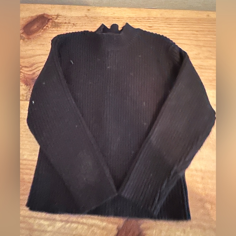 Zara Black Knit Accessory